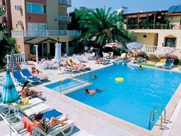 Grand Nett Beach